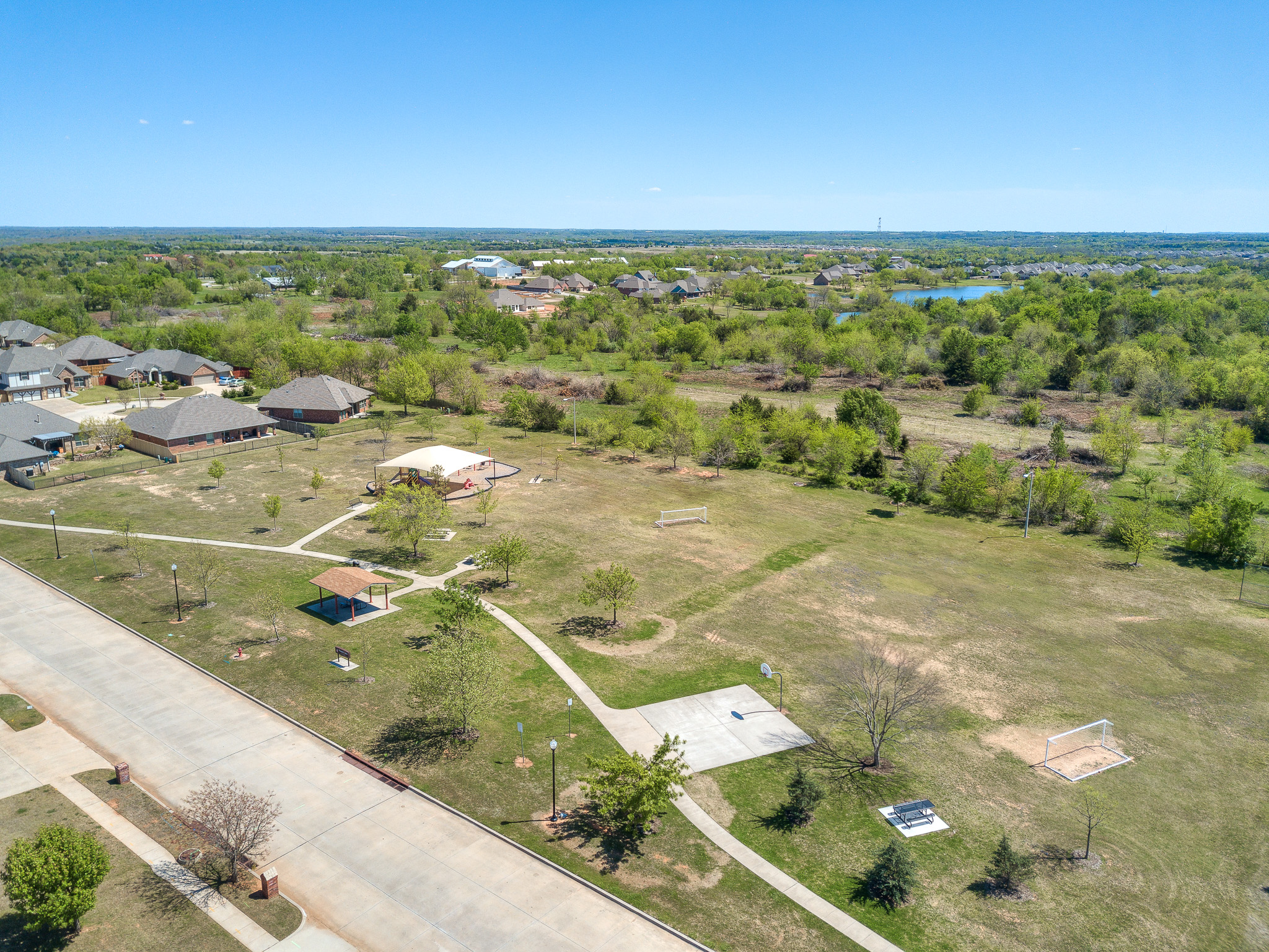 Summit Lakes park overview with basketball court